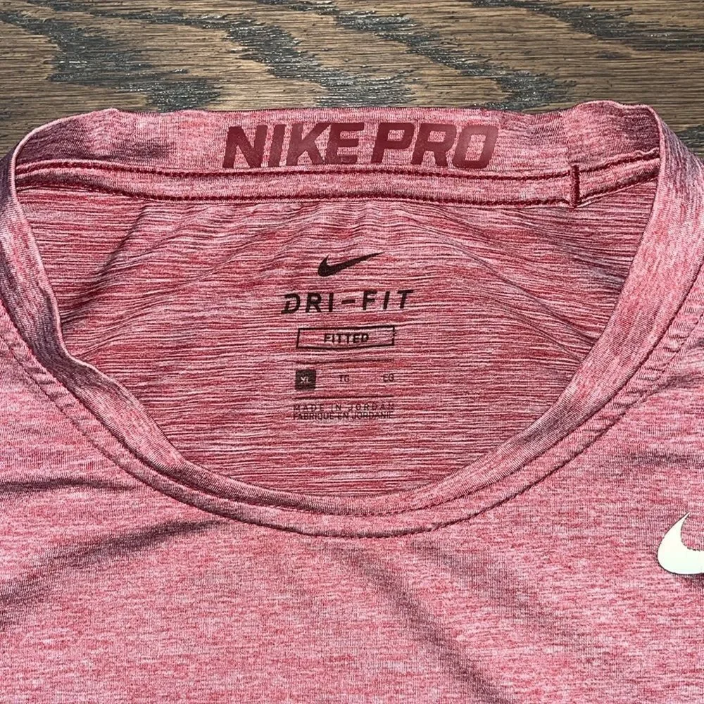 Pale clay red Nike Pro Fitted work out dri fit t shirt XL men’s stretch - Picture 3 of 5
